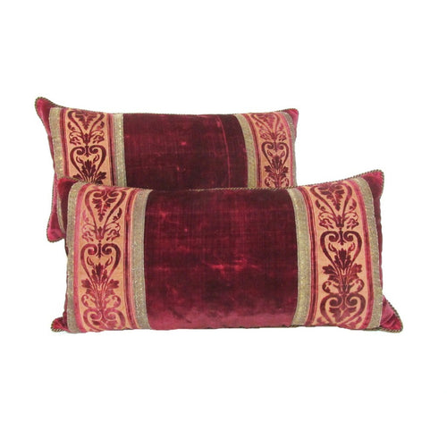 Pair of Pillows of Italian 18th Century Crimson Cut Silk Velvet